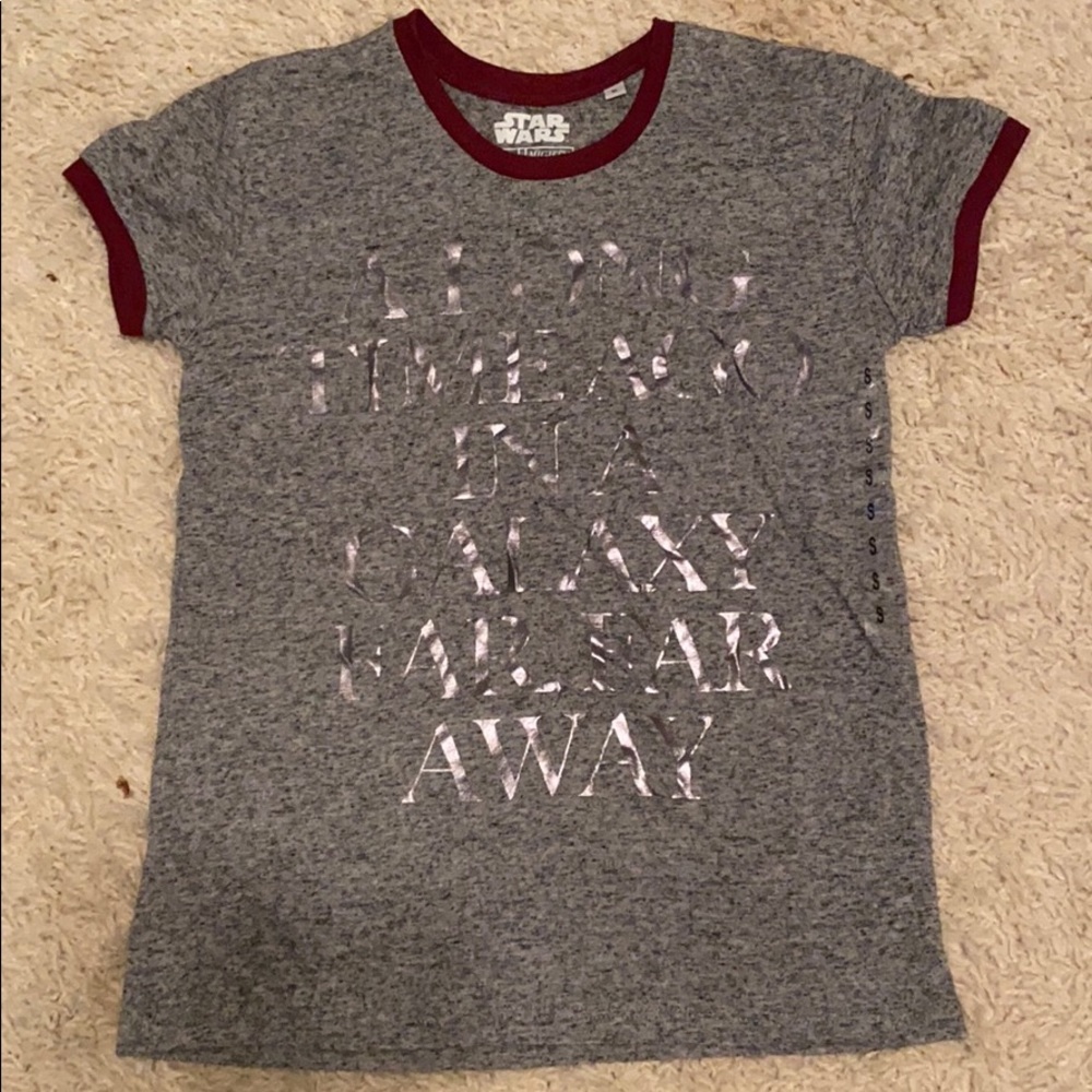 Star Wars T-Shirt Size: Small
